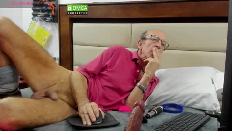 Snapshot of greyishere chatting on 02/27/26, 06:08 Grey. If viewing your cam I am more likely to stay if you show your face. online show from 02/27/26, 06:08