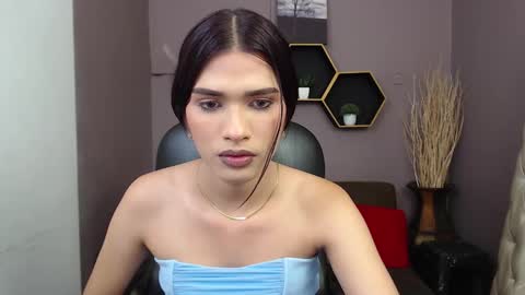 Snapshot of greys_ath chatting on 02/06/25, 03:37 greys online show from 02/06/25, 03:37