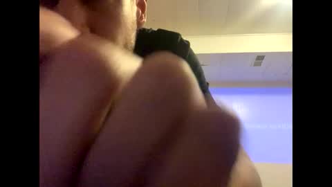 Snapshot of greyvan96 chatting on 12/15/25, 04:28 Perfectlyaveragesavage online show from 12/15/25, 04:28