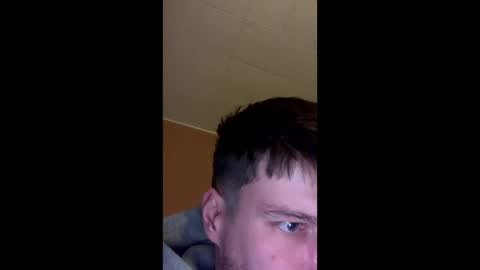 Snapshot of greyvan96 chatting on 02/21/26, 01:28 Perfectlyaveragesavage online show from 02/21/26, 01:28