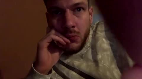 Snapshot of greyvan96 chatting on 02/28/26, 03:40 Perfectlyaveragesavage online show from 02/28/26, 03:40