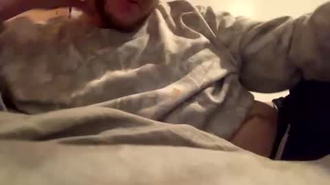 Snapshot of greyvan96 chatting on 03/04/26, 03:12 Perfectlyaveragesavage online show from 03/04/26, 03:12