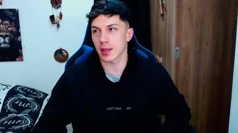 Snapshot of griego01 chatting on 12/04/24, 10:08 griego01 online show from 12/04/24, 10:08