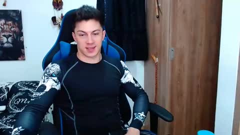 Snapshot of griego01 chatting on 12/10/24, 09:00 griego01 online show from 12/10/24, 09:00