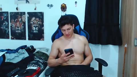 Snapshot of griego01 chatting on 02/25/25, 06:03 griego01 online show from 02/25/25, 06:03