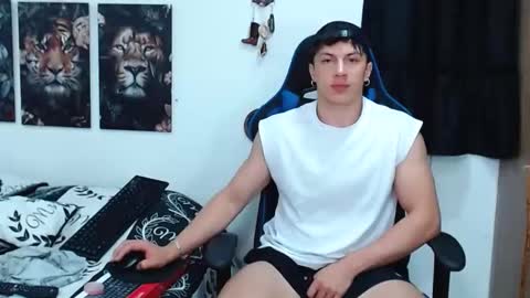 Snapshot of griego01 chatting on 03/01/25, 04:58 griego01 online show from 03/01/25, 04:58