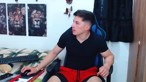 Snapshot of griego01 chatting on 03/10/25, 06:12 griego01 online show from 03/10/25, 06:12