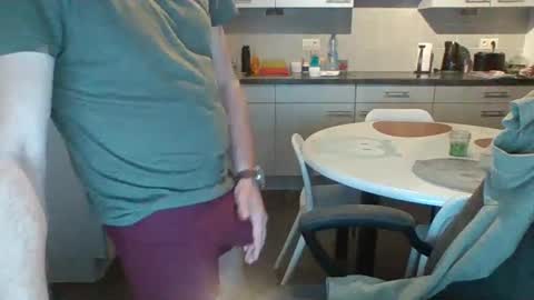 Snapshot of griesie chatting on 01/20/25, 12:04 Griesie online show from 01/20/25, 12:04