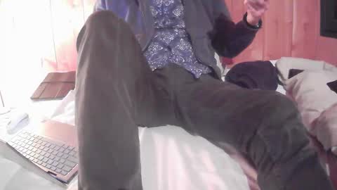 Grim online show from 10/23/25, 08:07