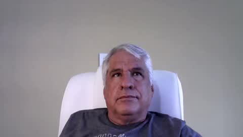 Snapshot of grisa01 chatting on 02/01/25, 02:56 grisa01 online show from 02/01/25, 02:56