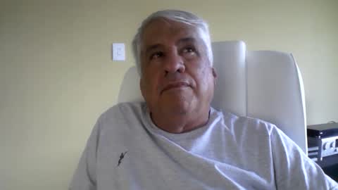 Snapshot of grisa01 chatting on 11/01/25, 03:03 grisa01 online show from 11/01/25, 03:03