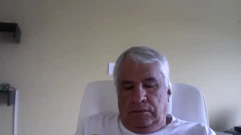 grisa01 online show from 11/16/25, 12:44