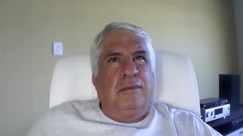 Snapshot of grisa01 chatting on 01/11/26, 12:21 grisa01 online show from 01/11/26, 12:21