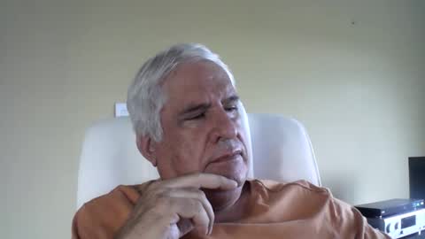 Snapshot of grisa01 chatting on 01/13/26, 12:32 grisa01 online show from 01/13/26, 12:32