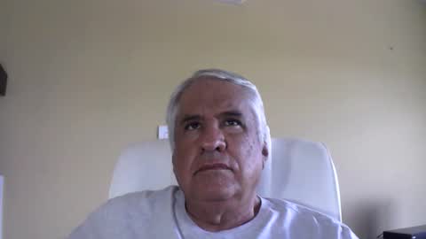 Snapshot of grisa01 chatting on 01/19/26, 01:15 grisa01 online show from 01/19/26, 01:15