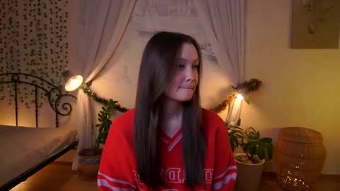 Snapshot of griselberumen chatting on 12/20/25, 04:08 Gwen online show from 12/20/25, 04:08