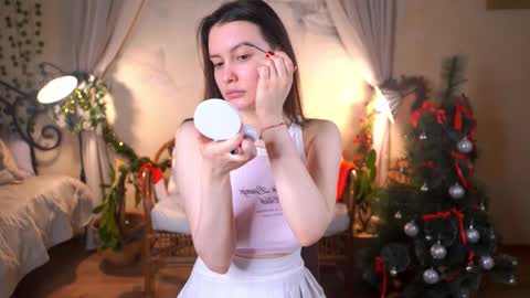 Snapshot of griselberumen chatting on 02/08/26, 04:16 Gwen online show from 02/08/26, 04:16