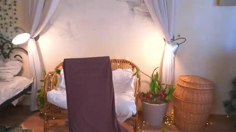 Snapshot of griselberumen chatting on 02/20/26, 06:26 Gwen online show from 02/20/26, 06:26