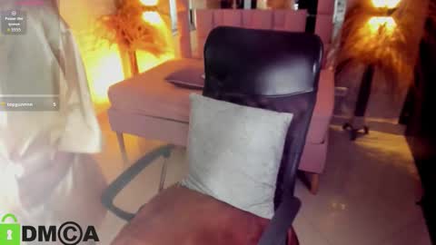    online show from 11/14/25, 09:46