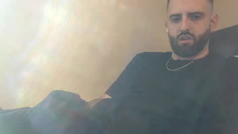 Snapshot of grobs123 chatting on 01/21/25, 05:41 grobs123 online show from 01/21/25, 05:41