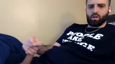 Snapshot of grobs123 chatting on 02/18/25, 03:10 grobs123 online show from 02/18/25, 03:10