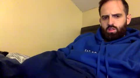 Snapshot of grobs123 chatting on 10/31/25, 12:00 grobs123 online show from 10/31/25, 12:00