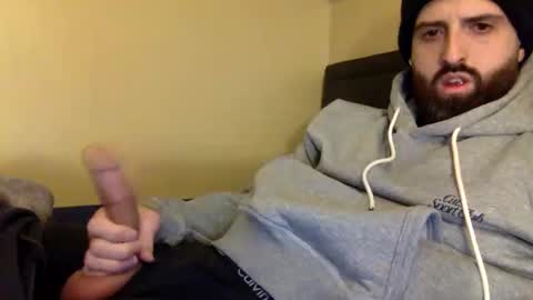 Snapshot of grobs123 chatting on 03/04/26, 11:33 grobs123 online show from 03/04/26, 11:33