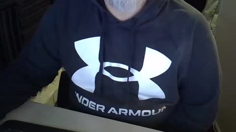 Snapshot of grooce_sub chatting on 03/15/26, 01:22 Grooce online show from 03/15/26, 01:22