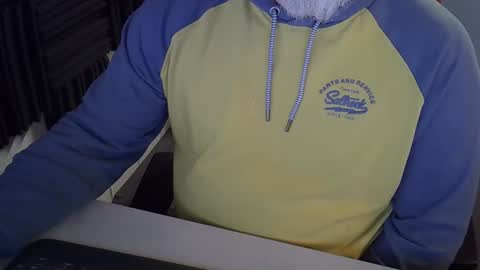 Snapshot of grooce_sub chatting on 03/18/26, 11:19 Grooce online show from 03/18/26, 11:19