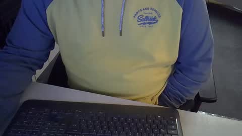 Snapshot of grooce_sub chatting on 06/10/26, 10:08 Grooce online show from 06/10/26, 10:08
