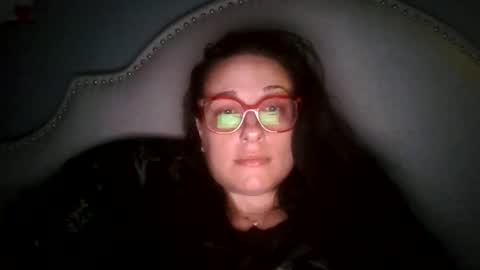 Snapshot of growinggirl420 chatting on 06/15/26, 06:37 growinggirl420 online show from 06/15/26, 06:37