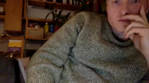 Snapshot of gruendamien chatting on 01/26/25, 02:45 gruendamien online show from 01/26/25, 02:45