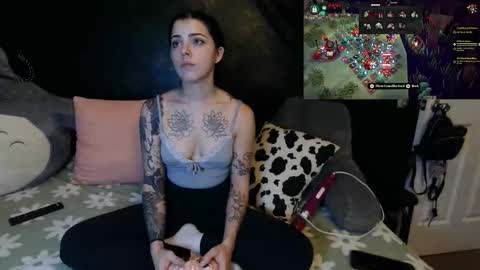 Snapshot of grumpytwo chatting on 11/03/25, 12:57 grumpytwo online show from 11/03/25, 12:57