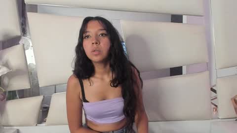 Snapshot of grupojade chatting on 01/30/25, 10:41 grupojade online show from 01/30/25, 10:41