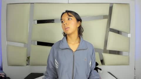 Snapshot of grupojade chatting on 02/20/25, 11:54 grupojade online show from 02/20/25, 11:54