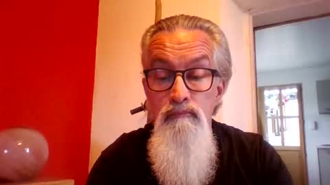Snapshot of grybear60 chatting on 12/07/24, 10:56 Grybear online show from 12/07/24, 10:56
