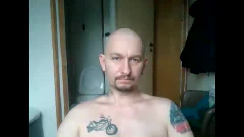 grzegorz40 online show from 03/02/25, 03:48