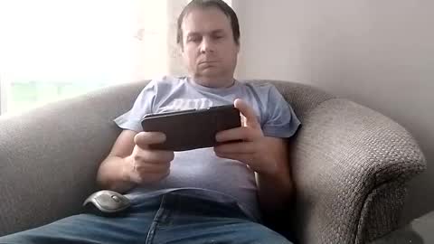 Snapshot of grzes1976 chatting on 12/22/24, 09:55 grzes1976 online show from 12/22/24, 09:55