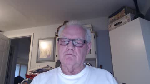 Snapshot of gspotlover1 chatting on 05/30/26, 11:29 Horny Daddy online show from 05/30/26, 11:29