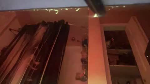 GSwaze online show from 10/25/25, 04:20