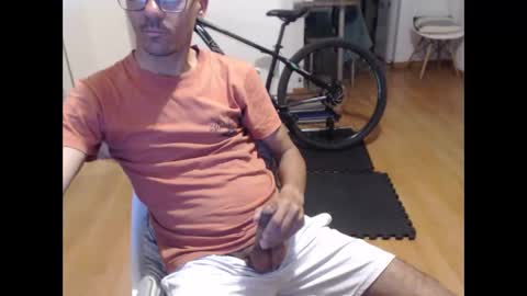 guachin_new online show from 11/22/25, 06:56