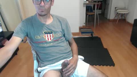 guachin_new online show from 11/25/25, 05:07