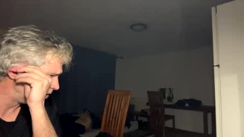 guardiannif_ online show from 02/09/25, 11:15