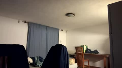 guardiannif_ online show from 02/12/25, 01:41