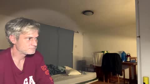 guardiannif_ online show from 02/16/25, 05:37