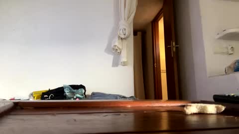 guardiannif_ online show from 02/19/25, 04:44