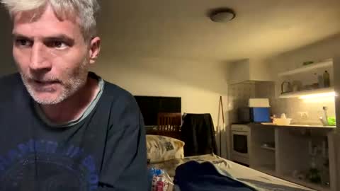 guardiannif_ online show from 03/01/25, 09:37