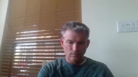 Snapshot of gud_times chatting on 01/17/25, 05:19 gud_times online show from 01/17/25, 05:19