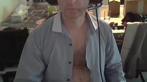 Snapshot of guess91 chatting on 10/20/25, 04:51 Guess91 online show from 10/20/25, 04:51