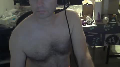 Snapshot of guess91 chatting on 10/22/25, 05:34 Guess91 online show from 10/22/25, 05:34